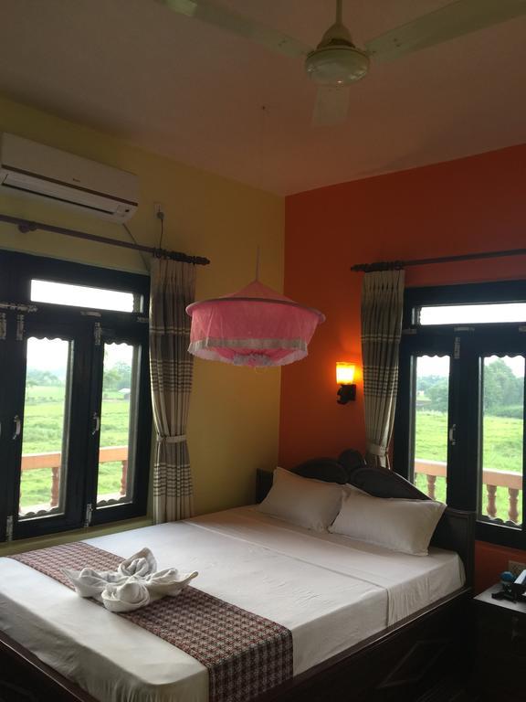 Sweet Home Chitwan Εξωτερικό φωτογραφία